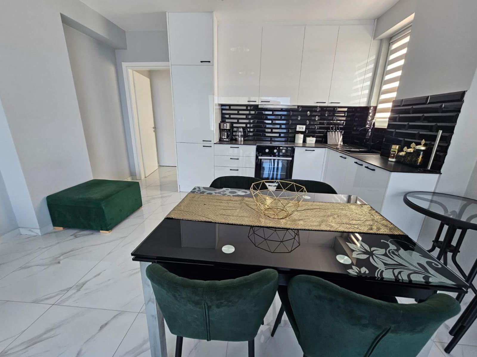 Amazing Sea View Apartment Саранда Екстер'єр фото